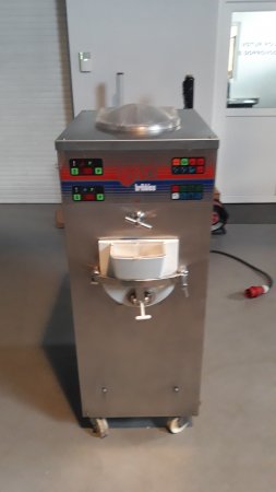 Výrobník kopečkové zmrzliny Bravo Trittico 204 E - Stroje na výrobu zmrzliny - bazar